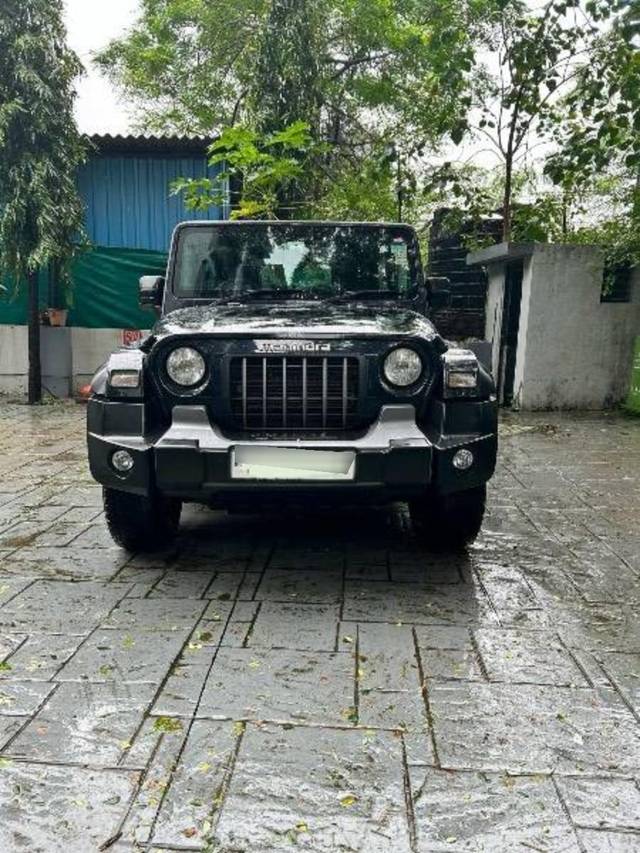 https://images10.gaadi.com/usedcar_image/4183997/original/processed_e80dba53-72d7-428b-992d-bb0aa57a1b8a.jpeg?imwidth=6402