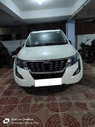 Mahindra XUV500 Mahindra XUV500 W11 Option