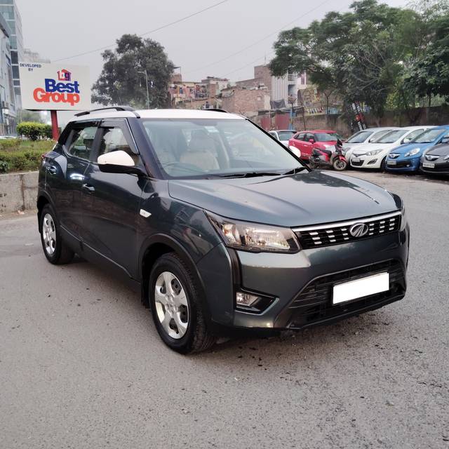 https://images10.gaadi.com/usedcar_image/4184187/original/processed_358c8bb95f67f6008df02b64815fcaa5.jpg?imwidth=6400