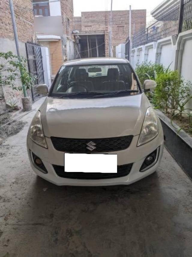 https://images10.gaadi.com/usedcar_image/4184214/original/processed_85b140b3-ede3-405a-935f-1538a559d5ef.jpg?imwidth=6400