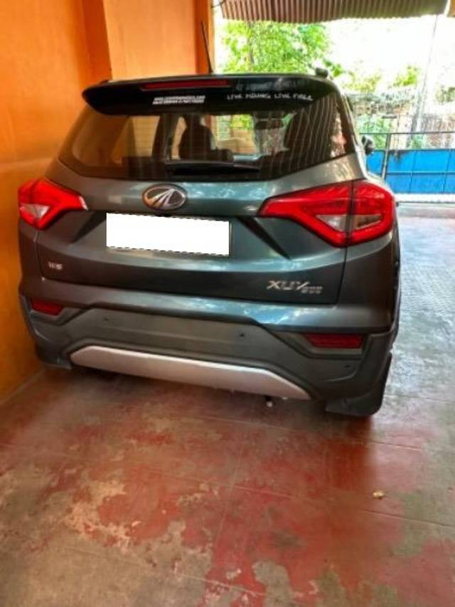 https://images10.gaadi.com/usedcar_image/4184491/original/processed_765d1a53-6dc8-49f3-a51b-2c1f001f3c92.jpeg?imwidth=6401