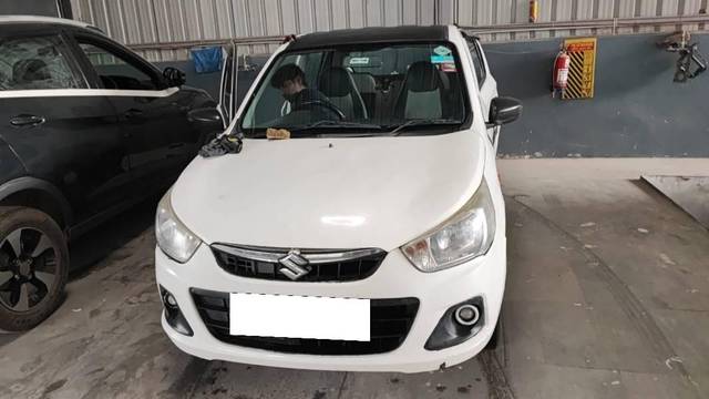 https://images10.gaadi.com/usedcar_image/4184537/original/processed_7658a8ab-4dcc-4e85-b4d2-99274b759961.jpg?imwidth=6400