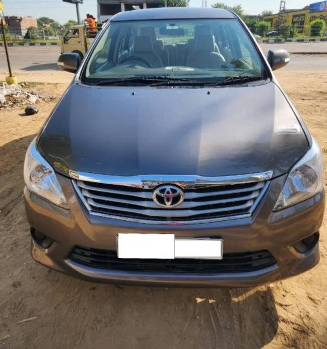 https://images10.gaadi.com/usedcar_image/4184680/original/processed_f72ecd0c-b521-4106-8398-ebda2e81e7a0.jpg?imwidth=6400