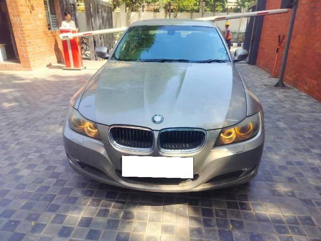 https://images10.gaadi.com/usedcar_image/4184694/original/9b45a77f5f7070c25d74bb7e56abc4d7.jpeg?imwidth=6400