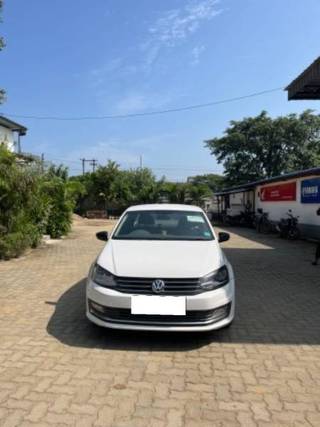 Volkswagen Vento 2013-2015 Volkswagen Vento 1.5 TDI Highline