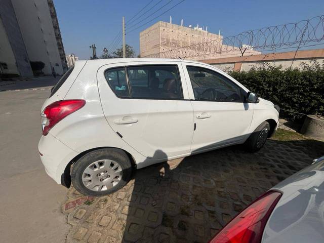 https://images10.gaadi.com/usedcar_image/4184930/original/3e20e5d75b093fb1c76af0817bcffd63.jpg?imwidth=6400