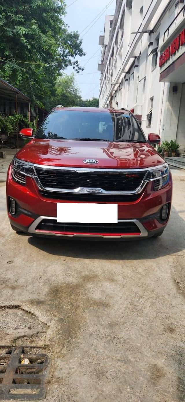 https://images10.gaadi.com/usedcar_image/4184937/original/processed_817a5b6b57b079488d689dcf10559ef2.jpg?imwidth=6400