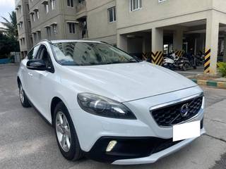 Volvo V40 Cross Country 2013-2016 Volvo V40 Cross Country T4