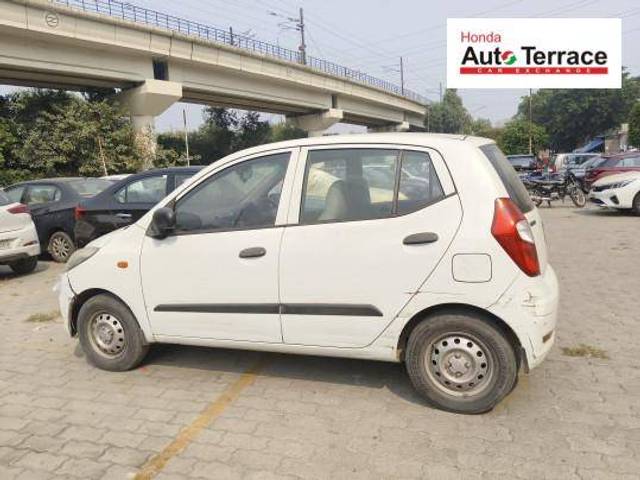 https://images10.gaadi.com/usedcar_image/4184980/original/2793e856c145fd898293b8997e9b5706.jpg?imwidth=6400