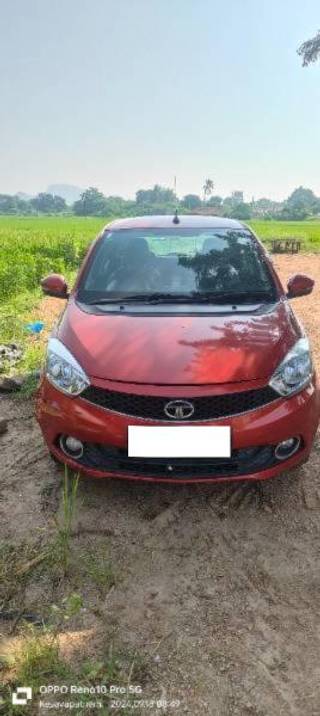 Tata Tiago 2015-2019 Tata Tiago 1.2 Revotron XZA