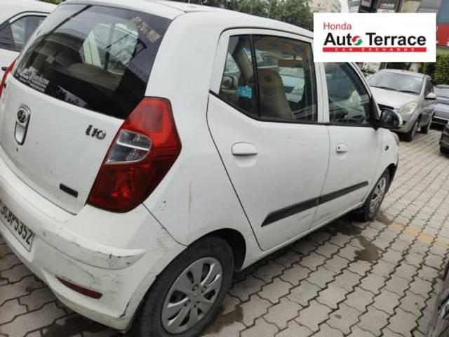 https://images10.gaadi.com/usedcar_image/4185264/original/97eb09dbb2807a0172953580b0296c07.jpeg?imwidth=6400