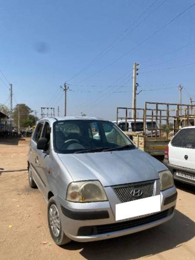 https://images10.gaadi.com/usedcar_image/4185311/original/processed_6449063a-e724-48ca-a35e-e068affd667d.jpg?imwidth=6400