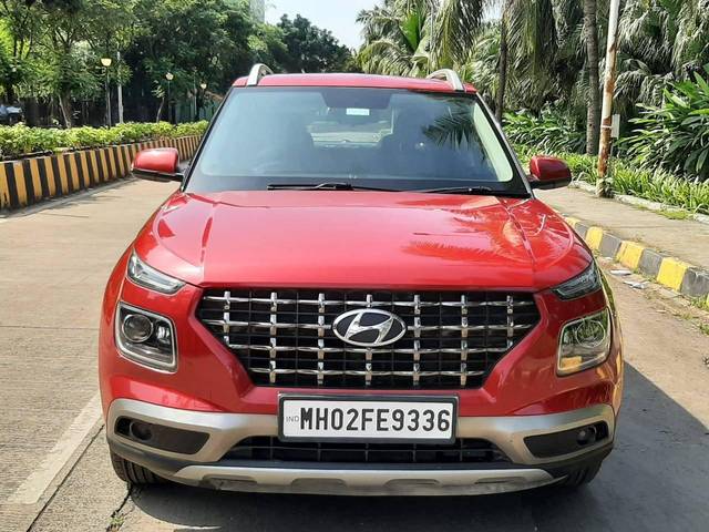 https://images10.gaadi.com/usedcar_image/4185468/original/processed_f7cd2deb305adc131030abaaa725f3c9.jpg?imwidth=6400