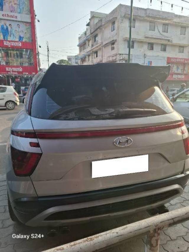 https://images10.gaadi.com/usedcar_image/4185470/original/f7d8f0cf948251bd405bc88acf0d77f3.jpg?imwidth=6401