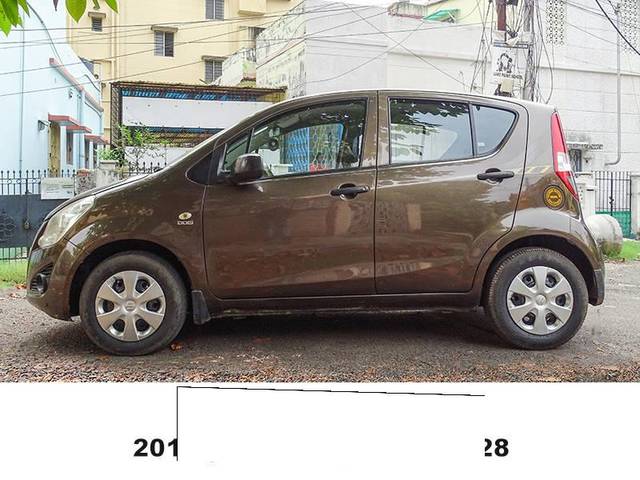 https://images10.gaadi.com/usedcar_image/4185481/original/processed_b4a9edceae11f89ef4aeeb4c312862f9.jpg?imwidth=6402