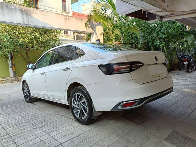 https://images10.gaadi.com/usedcar_image/4185538/original/processed_594b5782112fc8d64a0daa134af9d644.jpg?imwidth=6402