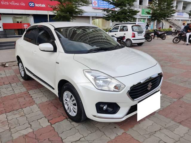 https://images10.gaadi.com/usedcar_image/4185543/original/processed_7fc23978ad05b863d6aec1b280a233e4.jpg?imwidth=6400