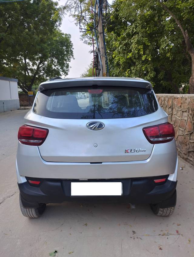 https://images10.gaadi.com/usedcar_image/4185652/original/processed_89750eea68be762afbdf9a85ad12a791.jpg?imwidth=6401