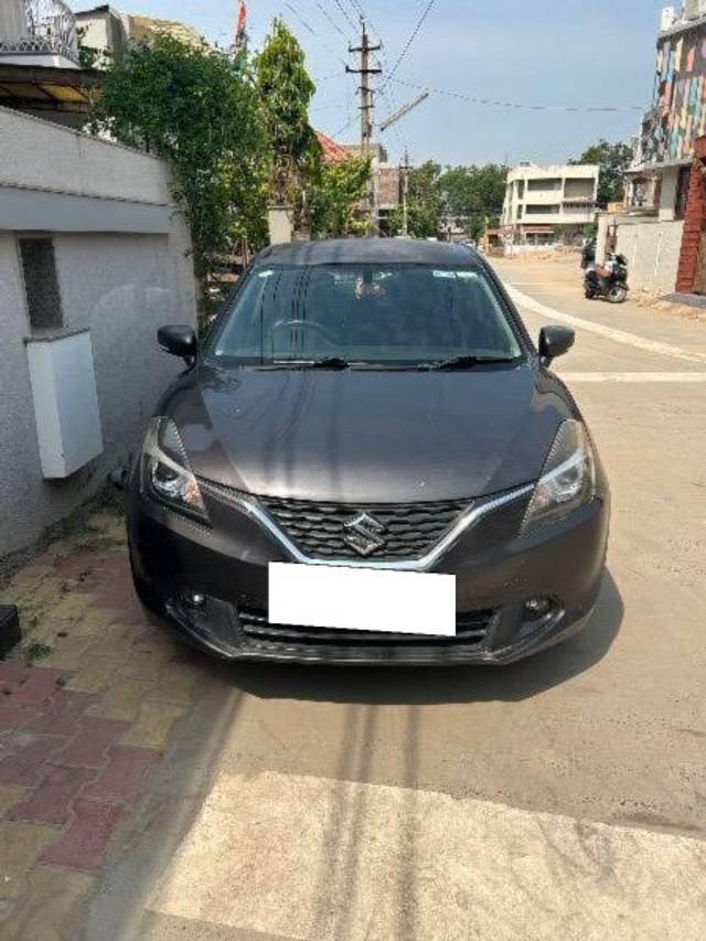 https://images10.gaadi.com/usedcar_image/4185653/original/processed_d10e2bf9-f42a-46fe-88a9-b537eec3799a.jpg?imwidth=6400