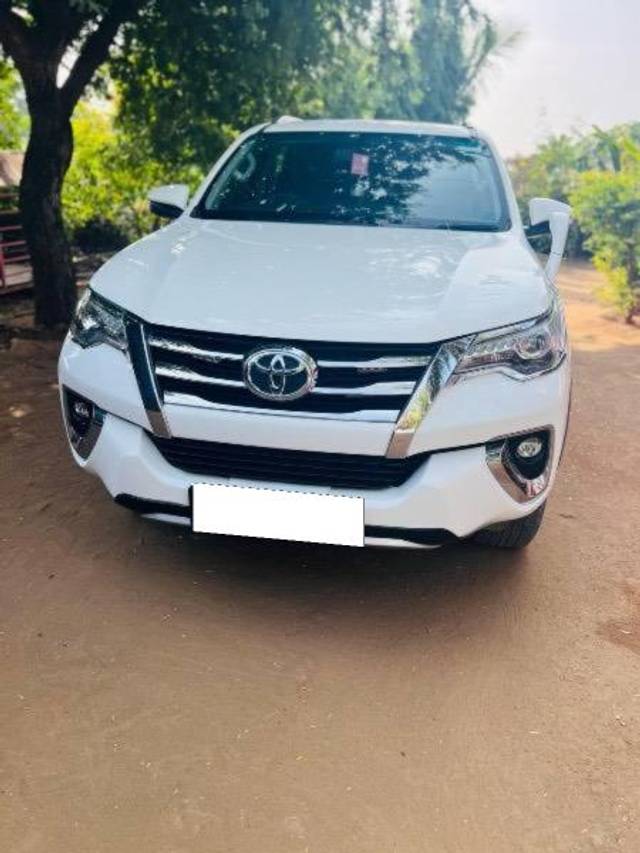 https://images10.gaadi.com/usedcar_image/4185721/original/processed_71ec6385-55cc-44fd-aeb0-db3587374bf0.jpeg?imwidth=6400