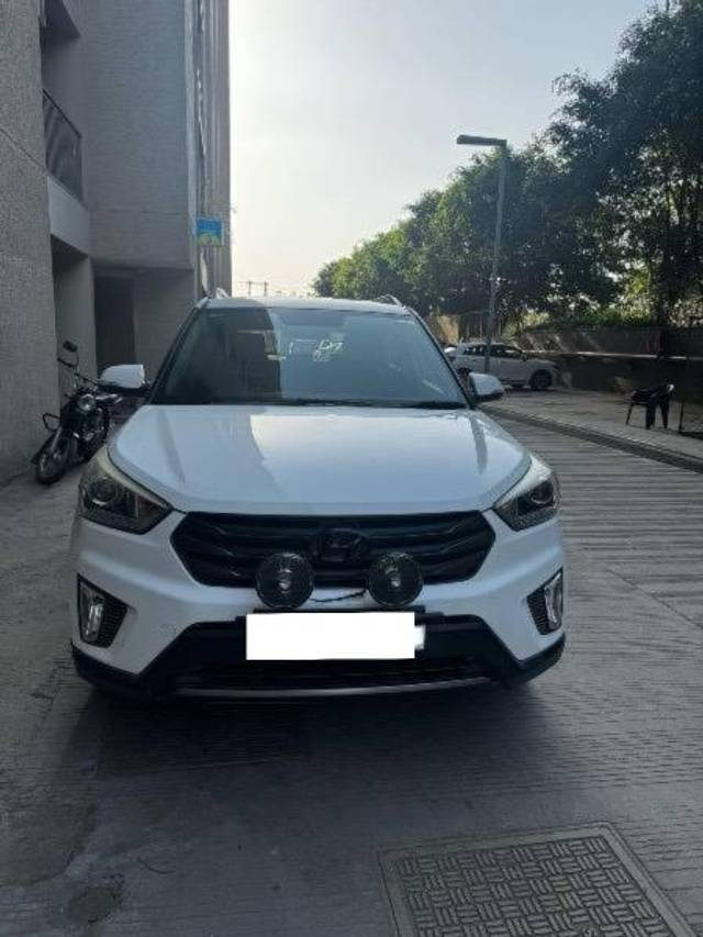 https://images10.gaadi.com/usedcar_image/4185807/original/processed_fb4e6730-e7ca-49b7-a41c-995af6b5f4ee.jpeg?imwidth=6402