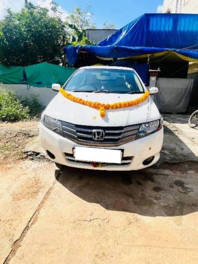 https://images10.gaadi.com/usedcar_image/4185824/original/processed_45936efc-73c7-4d3c-b55a-797168687ef9.jpeg?imwidth=6402