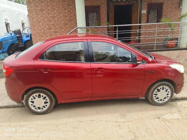 https://images10.gaadi.com/usedcar_image/4185828/original/processed_8ee5f77e-6072-4bac-9493-00d6e3509c43.jpg?imwidth=6401