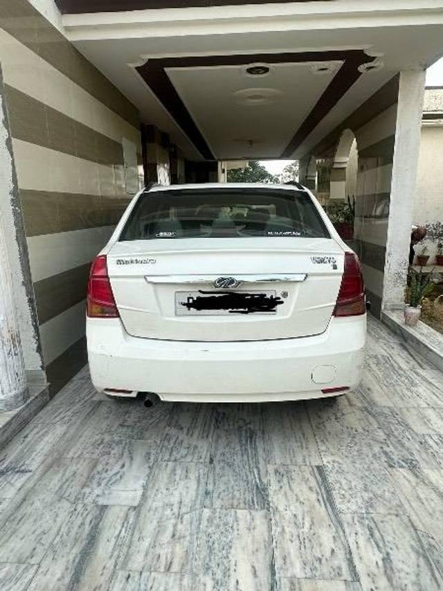 https://images10.gaadi.com/usedcar_image/4185912/original/processed_71ec3965-5f23-4504-9f0a-3f26ce8403a5.jpeg?imwidth=6400