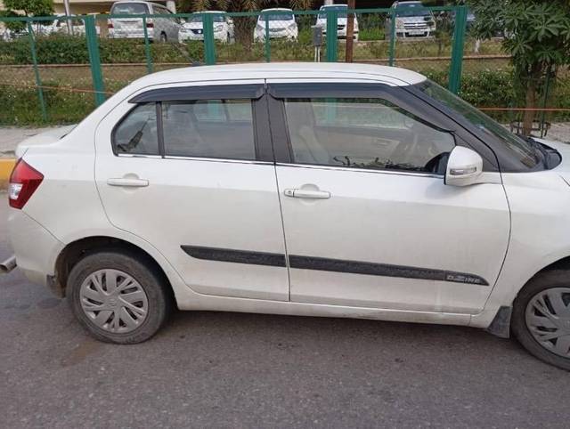 https://images10.gaadi.com/usedcar_image/4185927/original/processed_05b9a321-ec84-4d69-8191-92da23d4945d.jpg?imwidth=6401