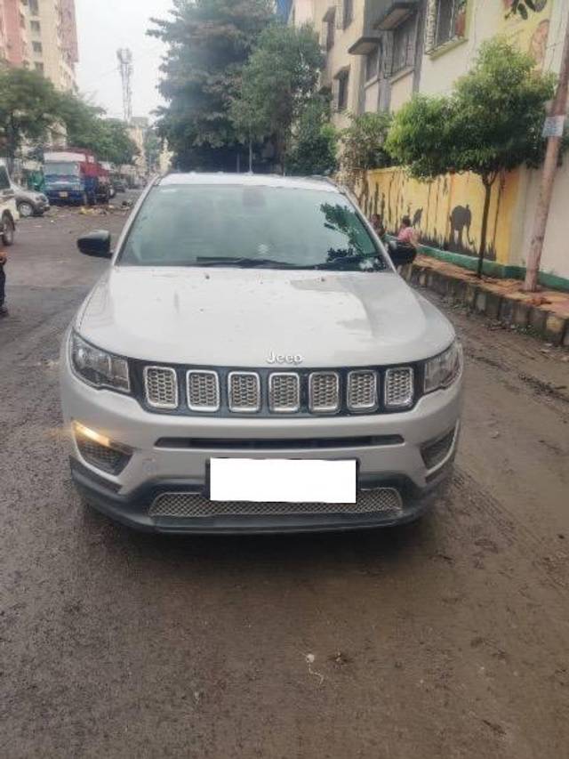 https://images10.gaadi.com/usedcar_image/4186006/original/processed_99761fc3-bc51-484d-8f7f-44788b74c59c.jpg?imwidth=6400