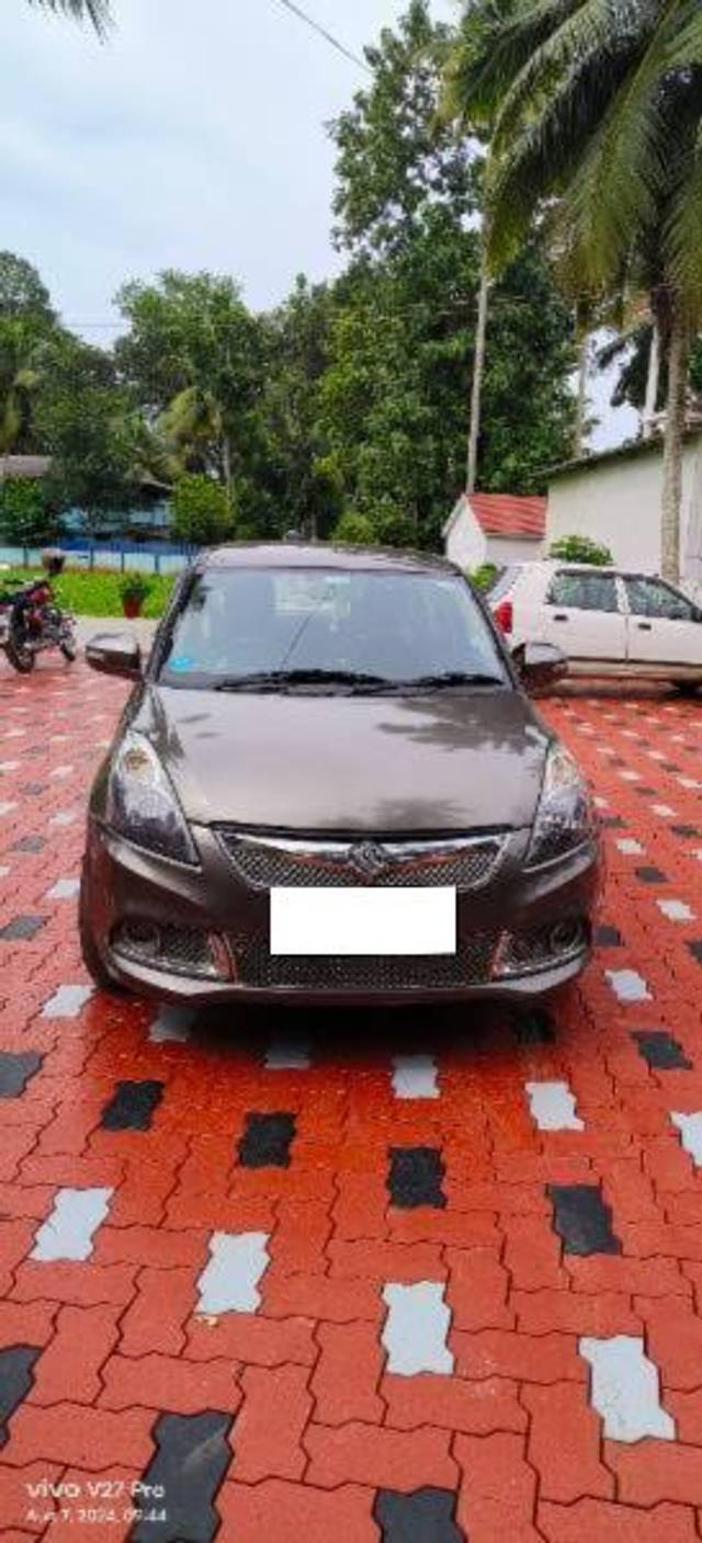 https://images10.gaadi.com/usedcar_image/4186015/original/processed_f257cc41-5d8a-4563-a140-b2cd7f2c78e1.jpg?imwidth=6400