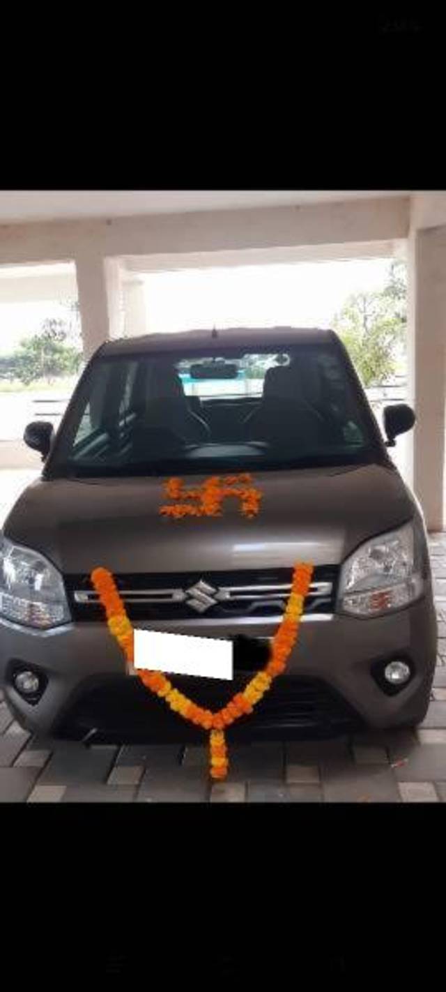 https://images10.gaadi.com/usedcar_image/4186022/original/processed_80b6da04-5234-46d2-ba32-9b3454255830.jpg?imwidth=6400