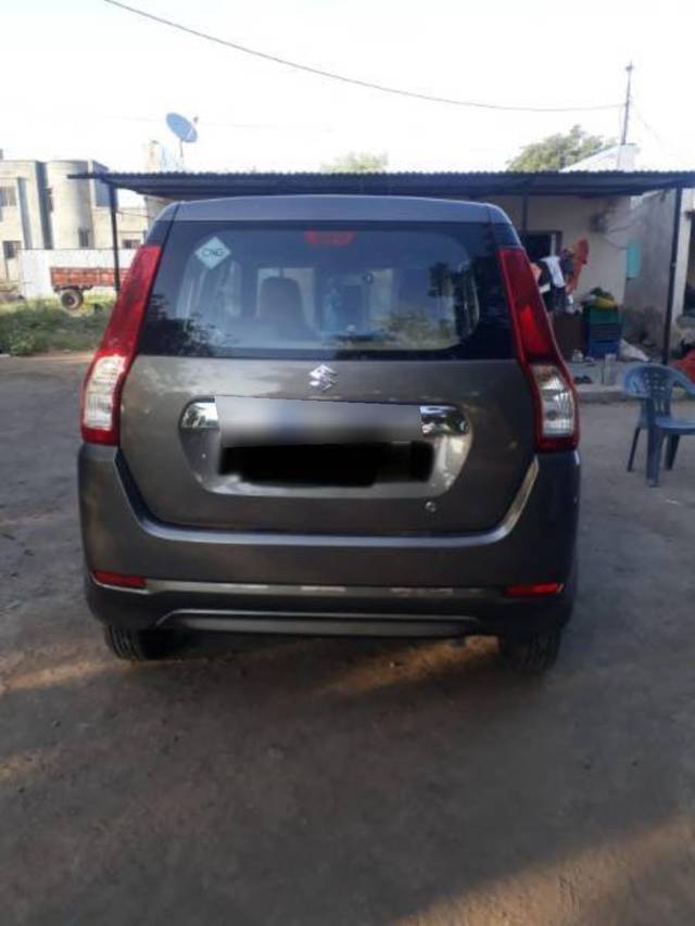 https://images10.gaadi.com/usedcar_image/4186022/original/processed_c354ef1f-822b-4885-8b26-277a36e87ac2.jpg?imwidth=6401