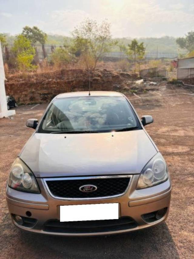 https://images10.gaadi.com/usedcar_image/4186101/original/processed_20dc0c30-5e84-4152-b4e9-f1804edac1cf.jpg?imwidth=6400