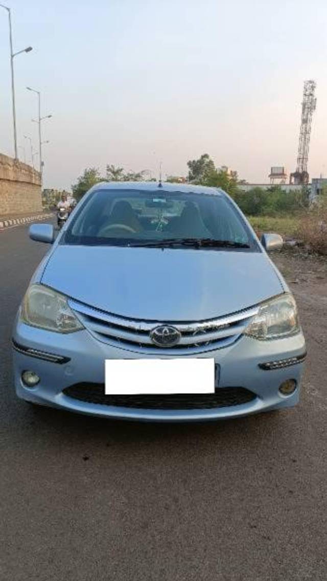 https://images10.gaadi.com/usedcar_image/4186151/original/processed_ab1f1a27-4bf2-4d78-8e6f-cc93d2aa4077.jpg?imwidth=6400