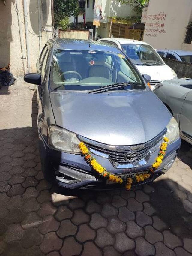 https://images10.gaadi.com/usedcar_image/4186173/original/processed_131915b8-232f-4332-ae0b-00c9bb0ac275.jpg?imwidth=6400