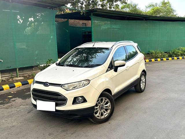 https://images10.gaadi.com/usedcar_image/4186182/original/processed_666434f7dd2cd8b2cdee70df00aed9ca.jpg?imwidth=6402