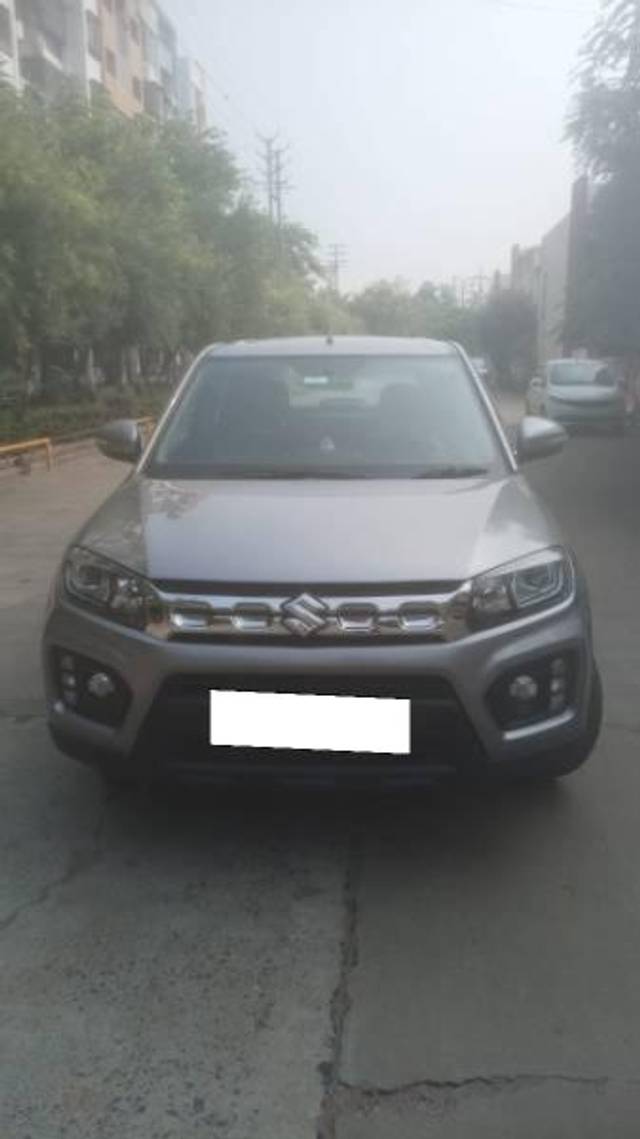 https://images10.gaadi.com/usedcar_image/4186350/original/processed_0b171ea0-a434-4952-8e74-e0bb2036189e.jpg?imwidth=6402