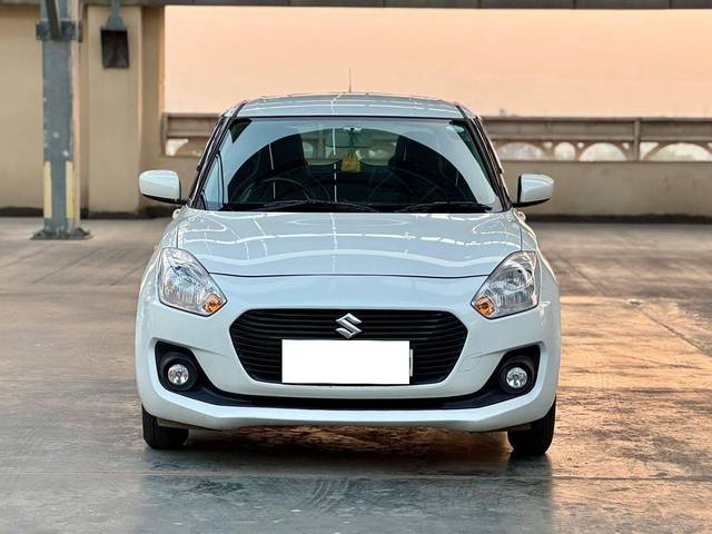 https://images10.gaadi.com/usedcar_image/4186402/original/processed_e1b001d05a245a0fd224d538c79bafb9.jpg?imwidth=6400