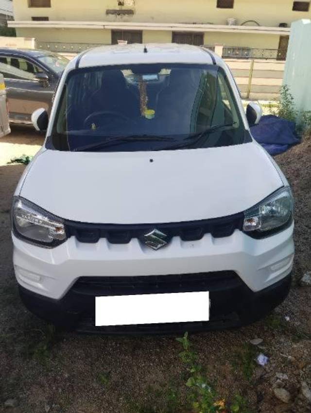 https://images10.gaadi.com/usedcar_image/4186414/original/processed_87e0dc07-a1d2-4b64-bde6-5e03384539d9.jpg?imwidth=6400