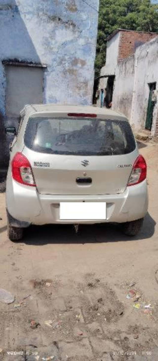 https://images10.gaadi.com/usedcar_image/4186439/original/processed_3dd86806-afe5-44af-b488-c04346161f09.jpg?imwidth=6400