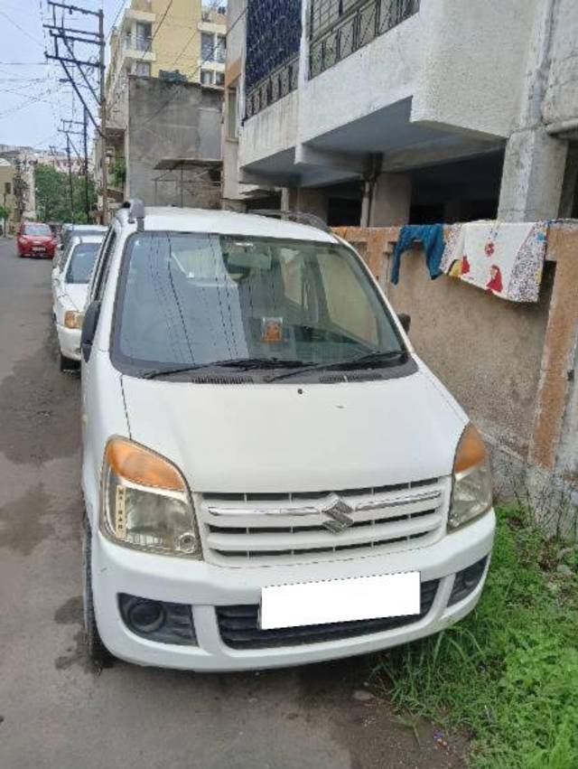 https://images10.gaadi.com/usedcar_image/4186463/original/processed_ed221988-03bb-47f5-9699-0eda15a9466f.jpg?imwidth=6400