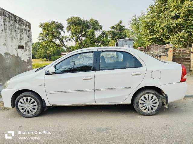 https://images10.gaadi.com/usedcar_image/4186466/original/74e0329338cabbc179df36599fa529b1.jpg?imwidth=6402