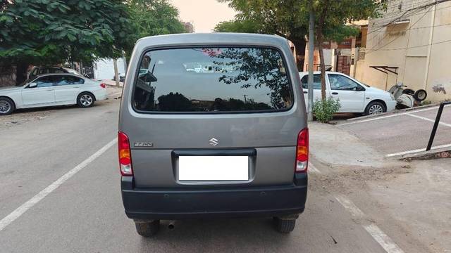 https://images10.gaadi.com/usedcar_image/4186577/original/70d08dad60fe6afd049a2bbdc2e40ec4.jpg?imwidth=6401