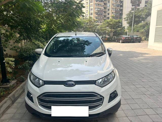 https://images10.gaadi.com/usedcar_image/4186579/original/a1c1f61b39aac2f3fb4dc4633ebdda96.jpg?imwidth=6402