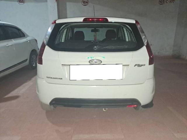 https://images10.gaadi.com/usedcar_image/4186635/original/processed_2233f06a-9423-468d-a8cc-f082500ade9f.jpg?imwidth=6402