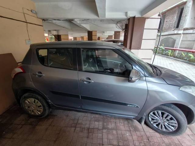 https://images10.gaadi.com/usedcar_image/4186641/original/processed_a78fe54d-4ed9-480e-a9c0-61451906efeb.jpg?imwidth=6401