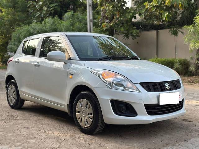 https://images10.gaadi.com/usedcar_image/4186642/original/processed_208553c24c5e7657dd08faefd196f901.jpg?imwidth=6400