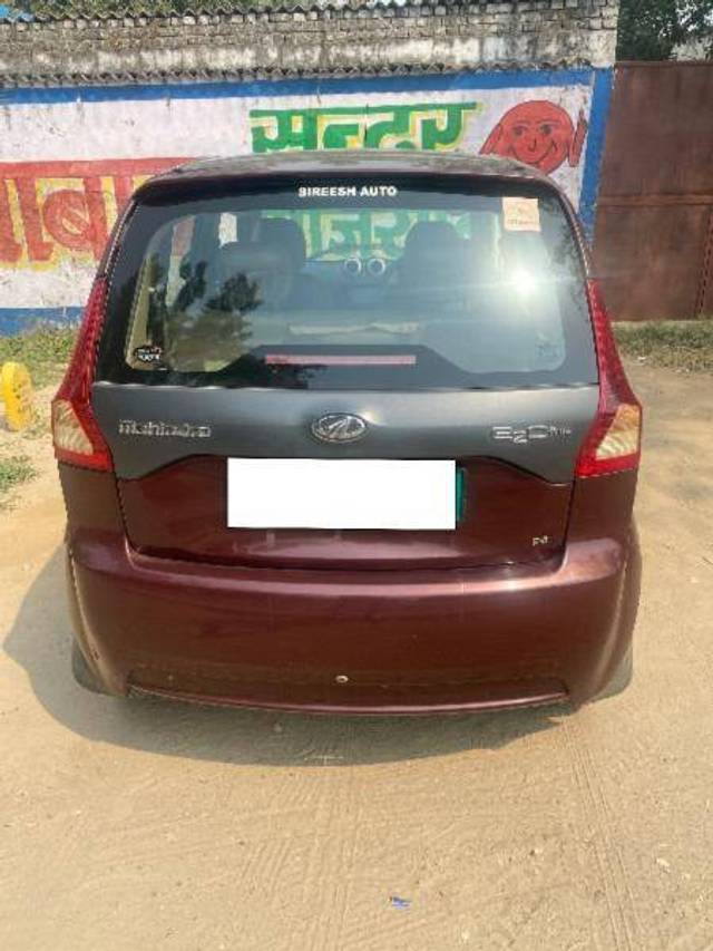 https://images10.gaadi.com/usedcar_image/4186720/original/7c7c4867ec70e68af75f89250ab9f5e2.jpg?imwidth=6401