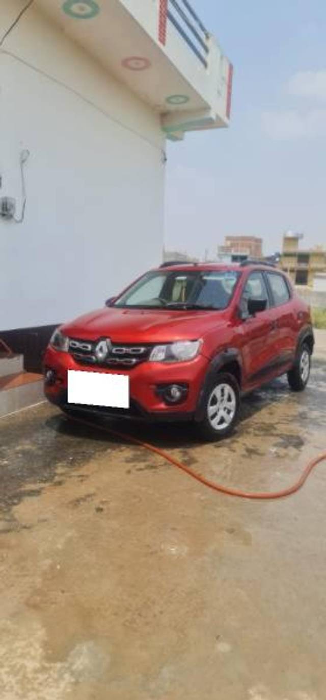 https://images10.gaadi.com/usedcar_image/4186769/original/processed_ed30d115-1fea-4733-b70f-84094070a507.jpg?imwidth=6401